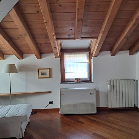 Post Office Holidays House Bergamo Exterior foto